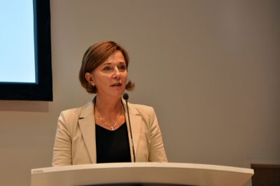 NRW-Schulministerin Yvonne Gebauer